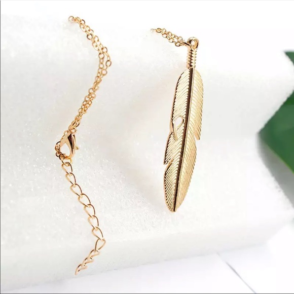 New Pendant long Necklaces Vintage Gold Color - Picture 2 of 5